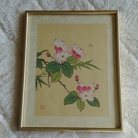 Other - Vintage Asian handpainted silk framed